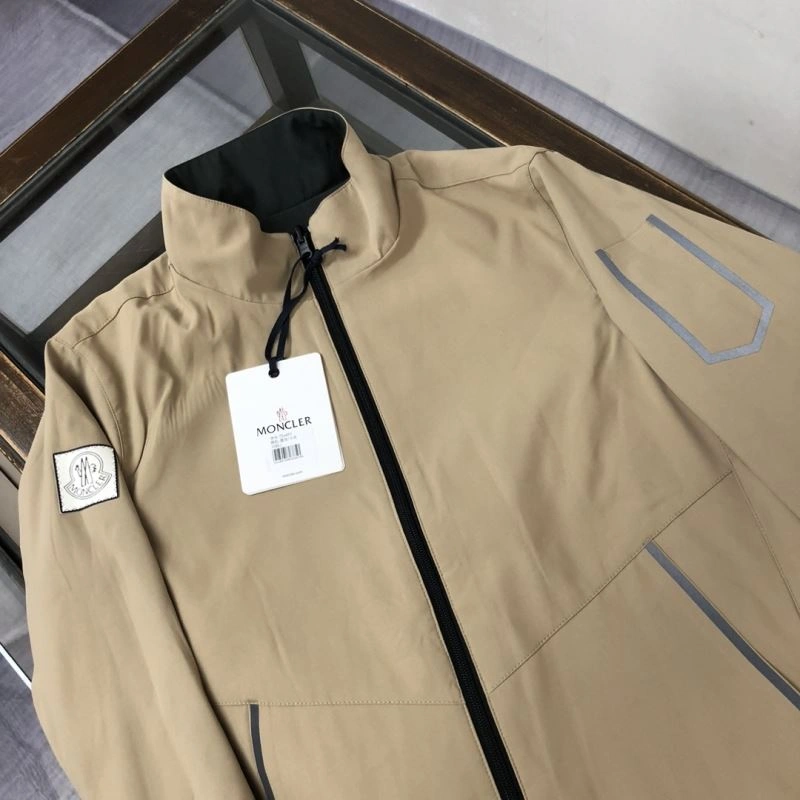 Practical Moncler Outwear 143549