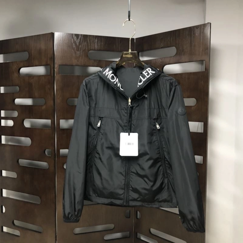 Moncler Outwear DailyWear 143564
