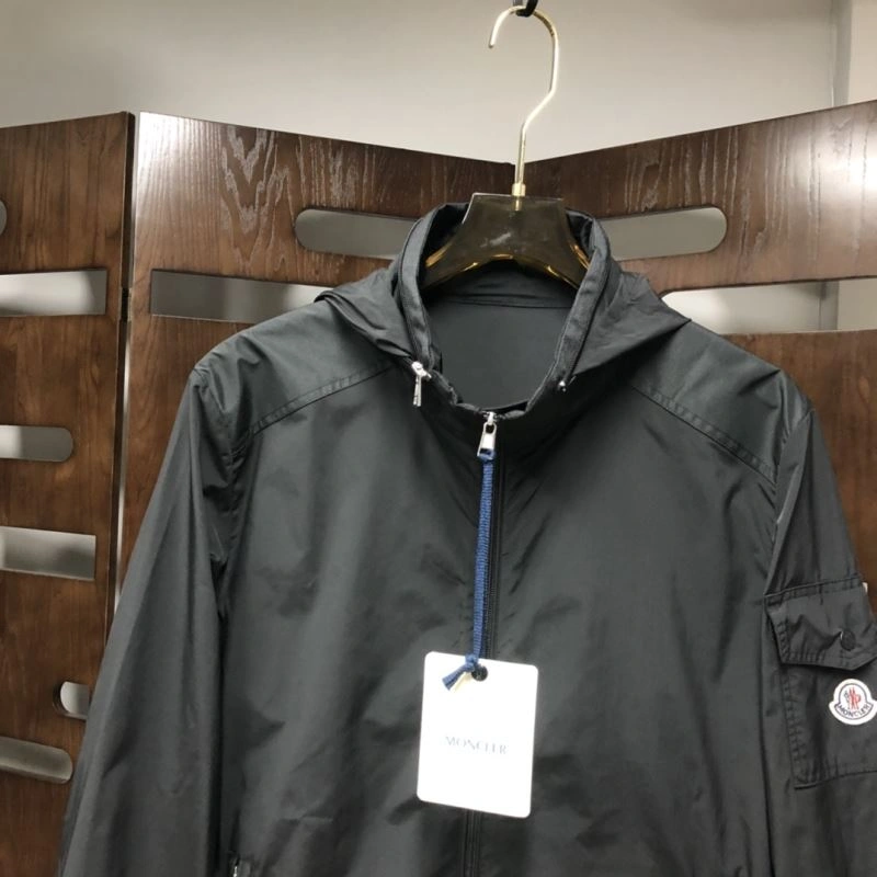 Moncler Outwear Packable 143547