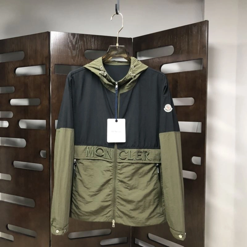 Moncler Outwear NewStyle 143536