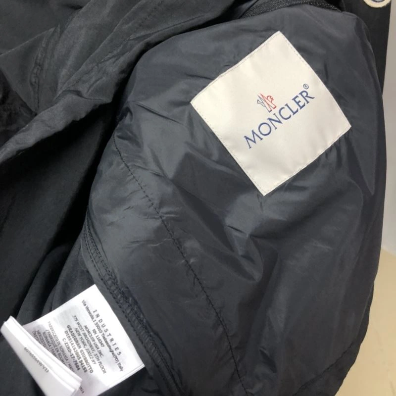 Moncler Outwear TravelReady 143540