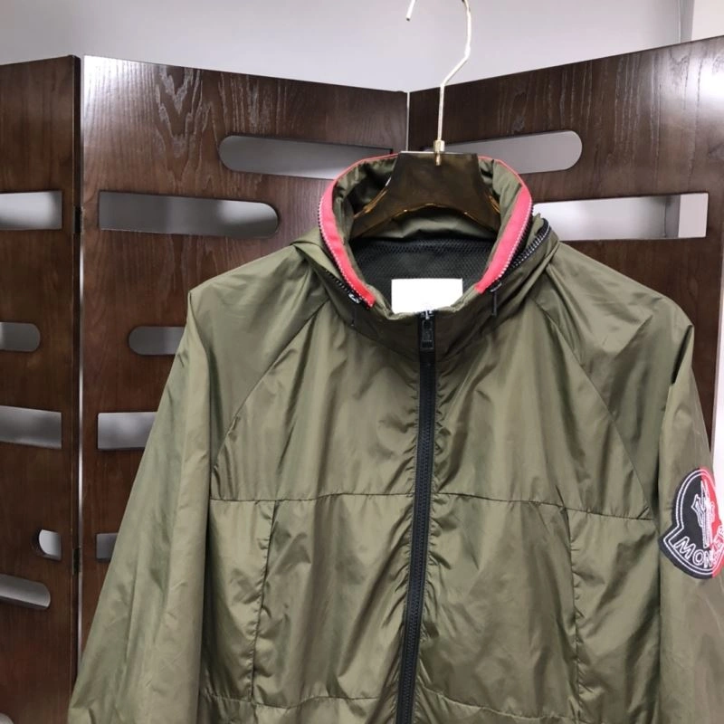 Moncler Outwear Comfortable 143544