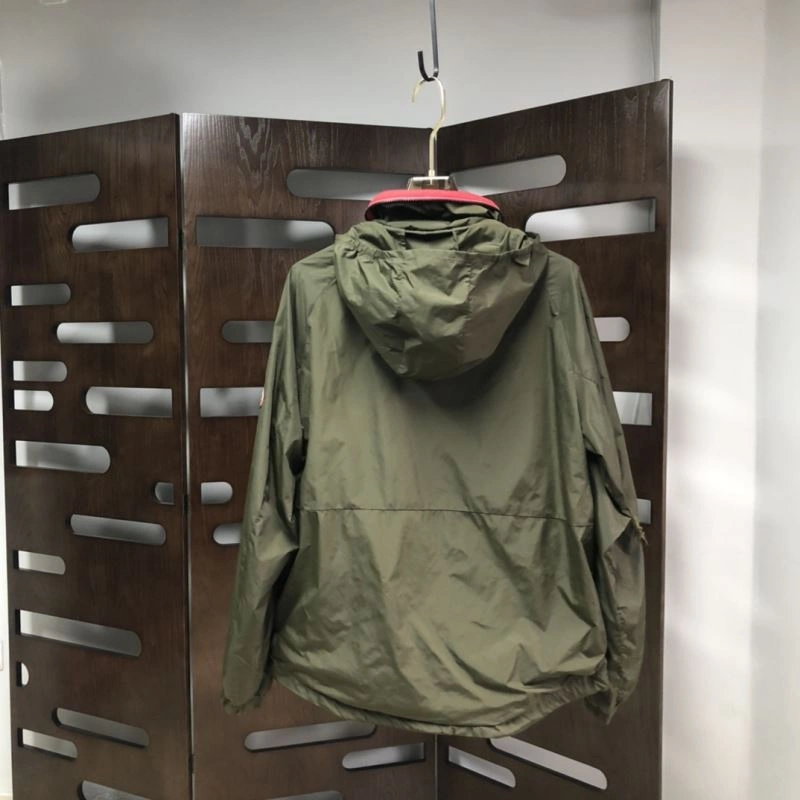 Moncler Outwear Comfortable 143544
