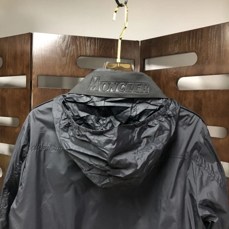 Moncler Outwear NewStyle 143545