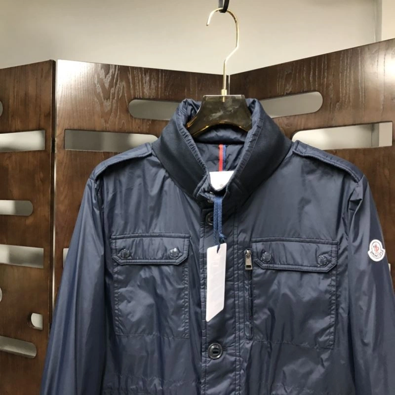 Elegant Moncler Outwear 143552