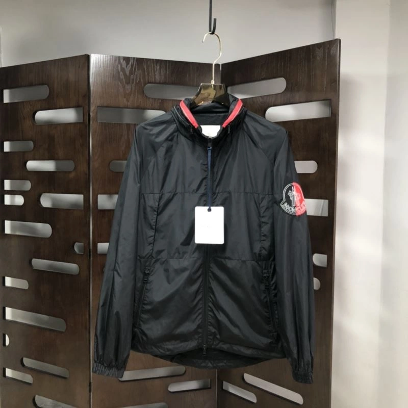 MultiPurpose Moncler Outwear 143555