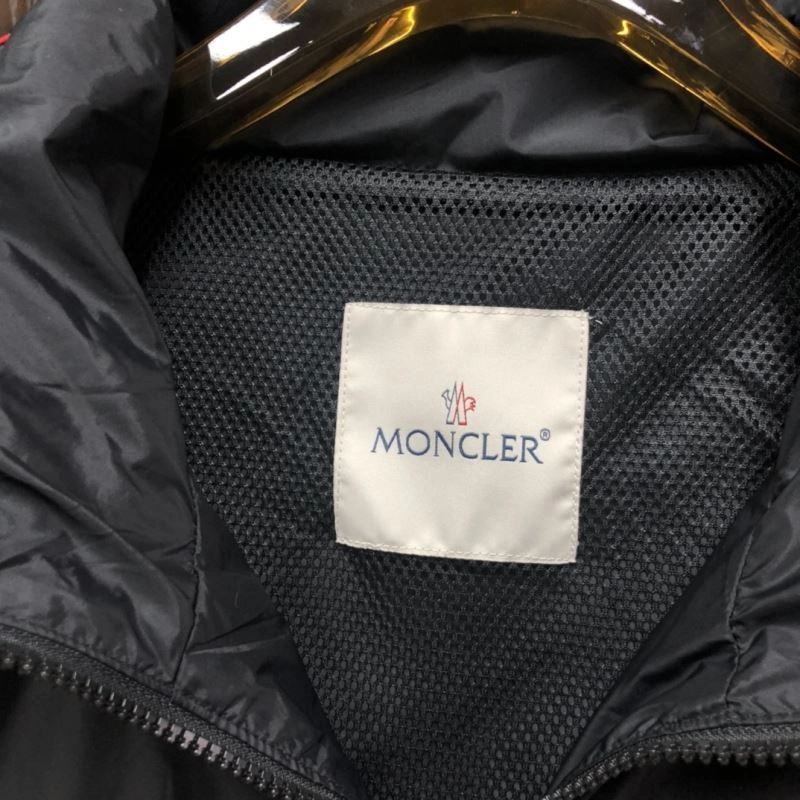 MultiPurpose Moncler Outwear 143555