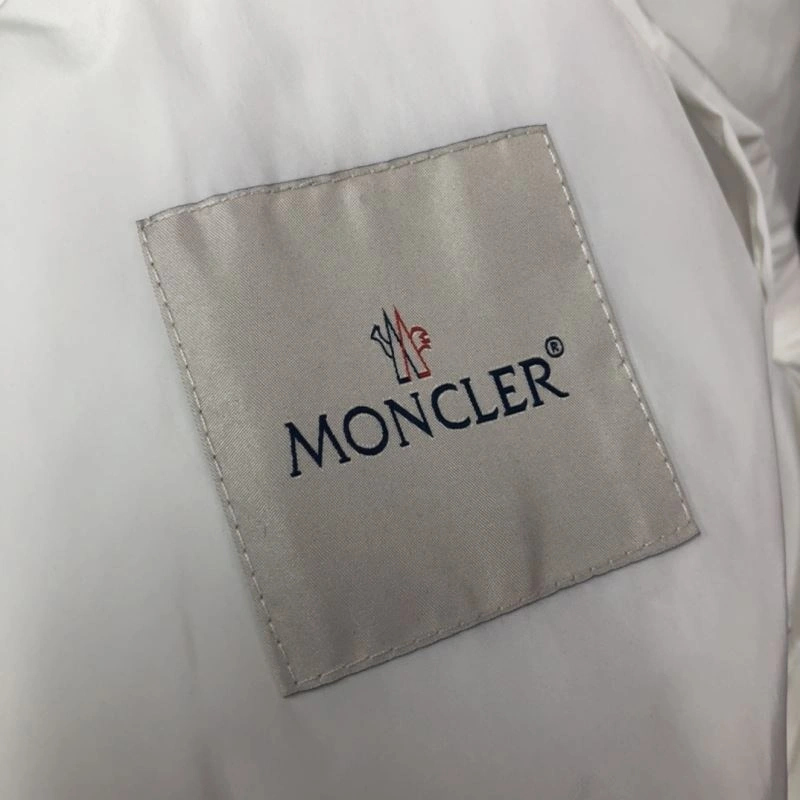 Moncler Outwear Tailored 143559