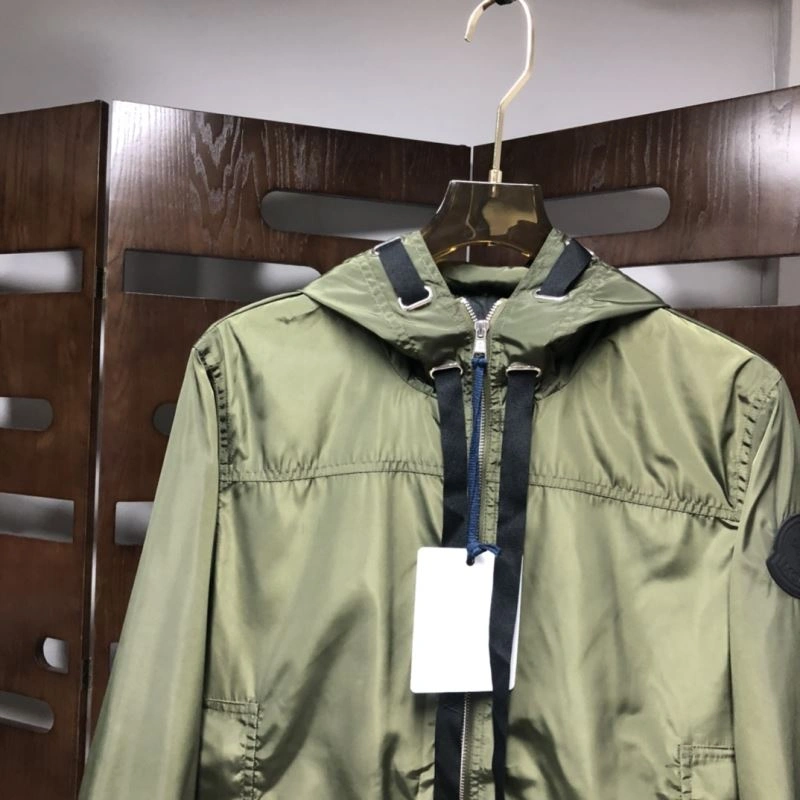 OdorResistant Moncler Outwear 143532