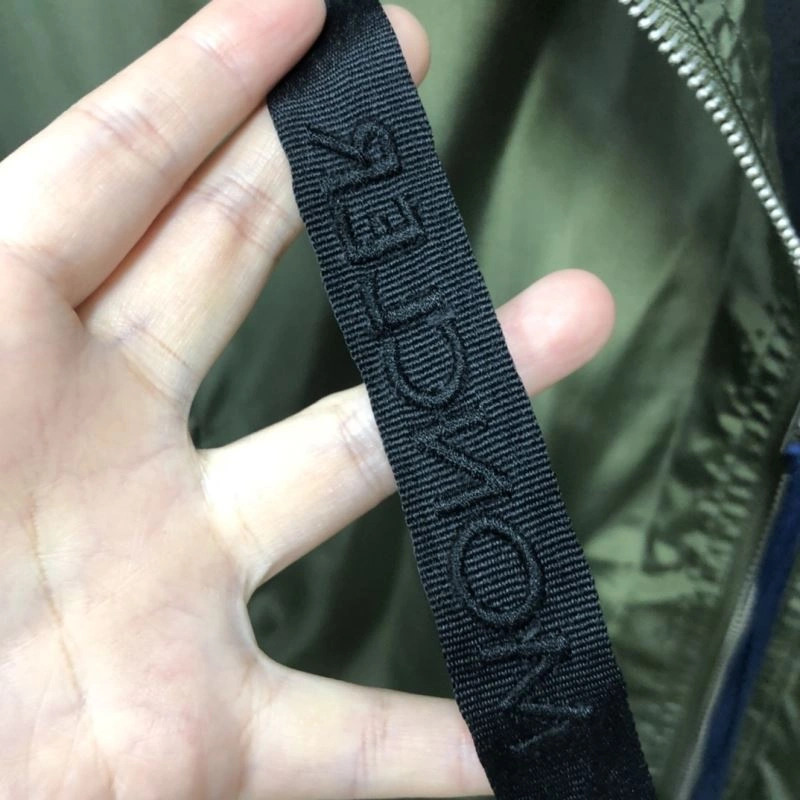 OdorResistant Moncler Outwear 143532