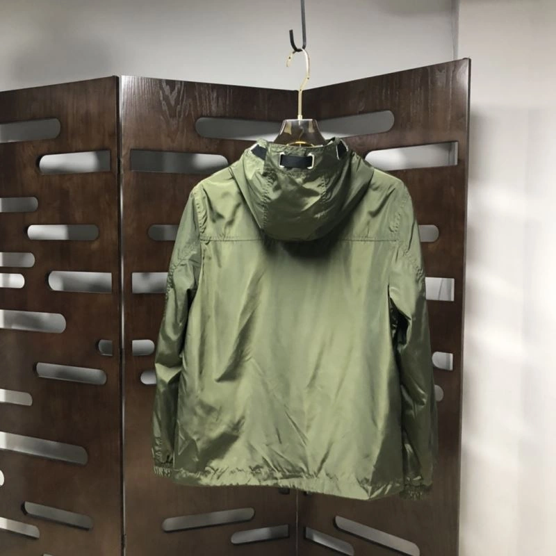 OdorResistant Moncler Outwear 143532