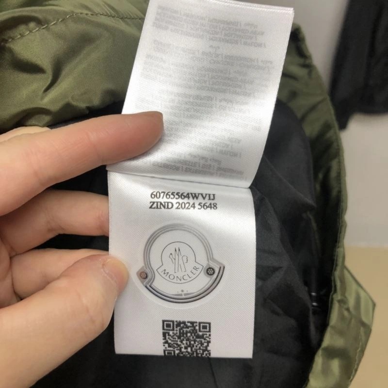 OdorResistant Moncler Outwear 143532