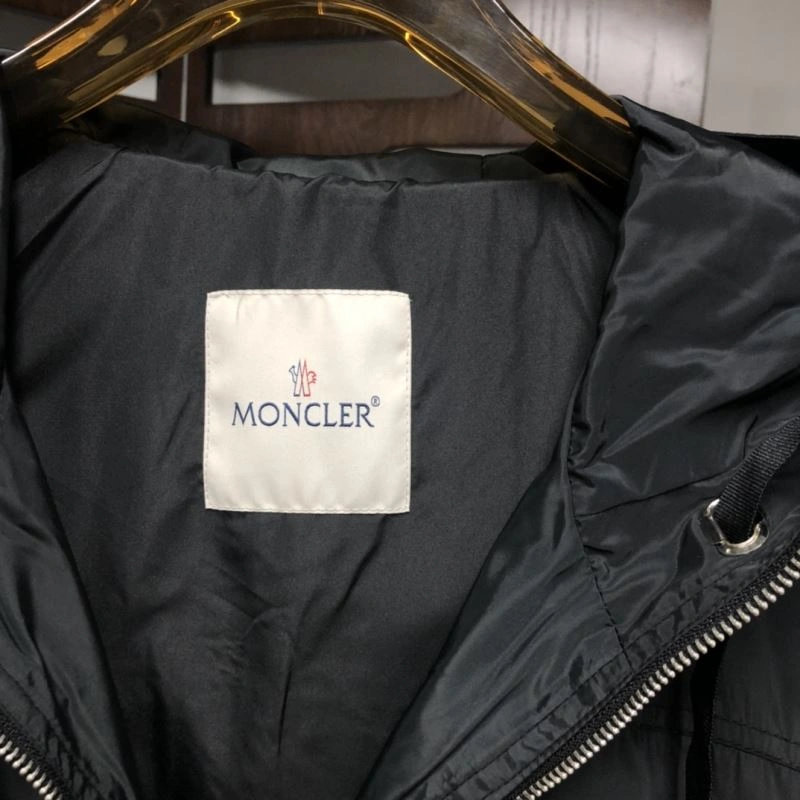 Moncler Outwear GoodFit 143534