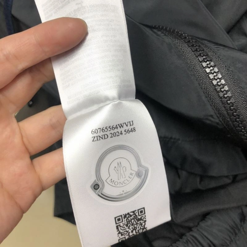 Moncler Outwear Casual 143529