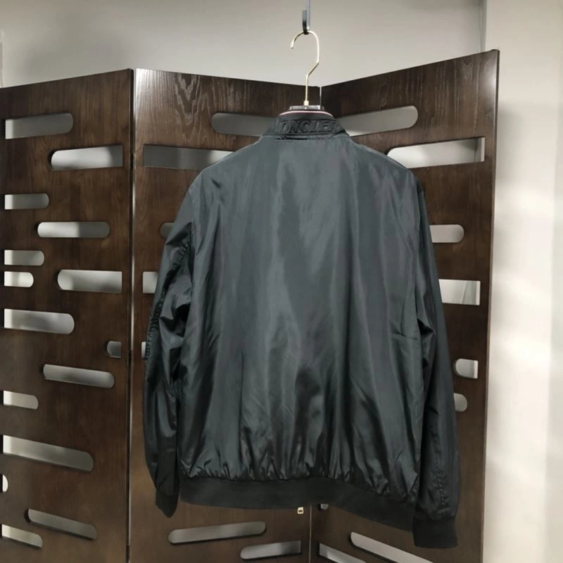 Modern Moncler Outwear 143527
