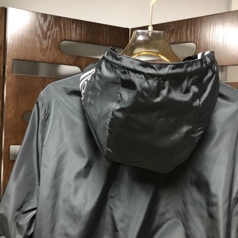 Moncler Outwear Supportive 143520