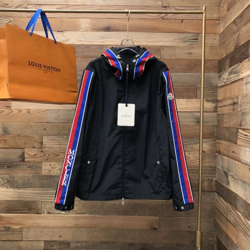 Moncler Outwear Original 143519