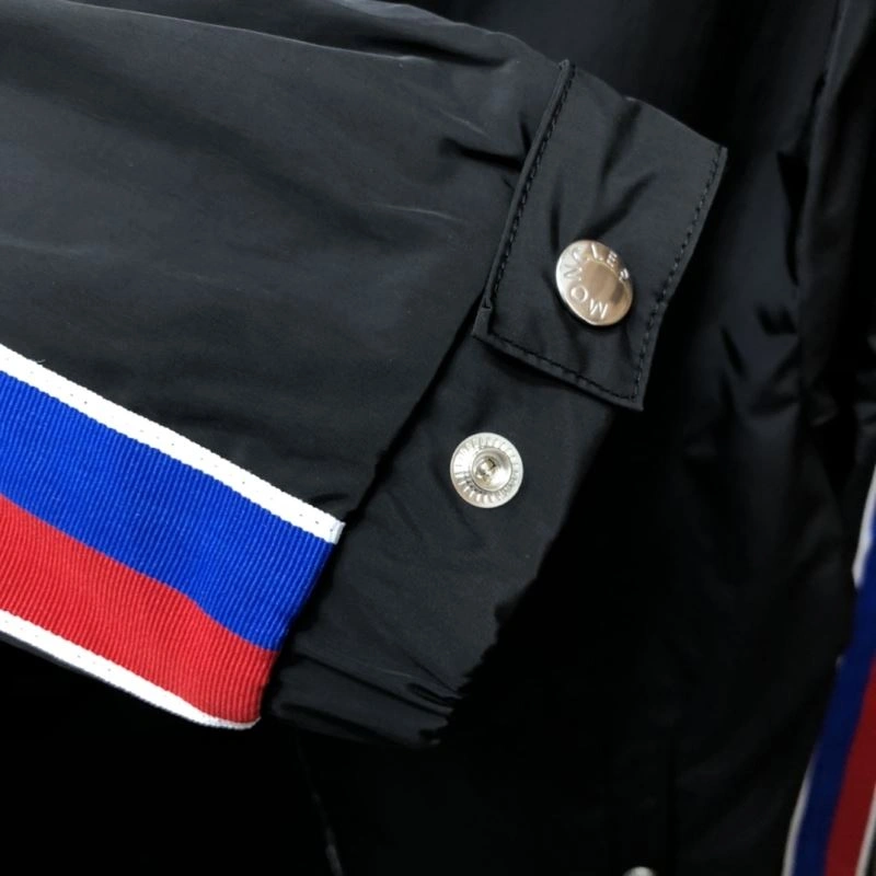 Moncler Outwear Original 143519