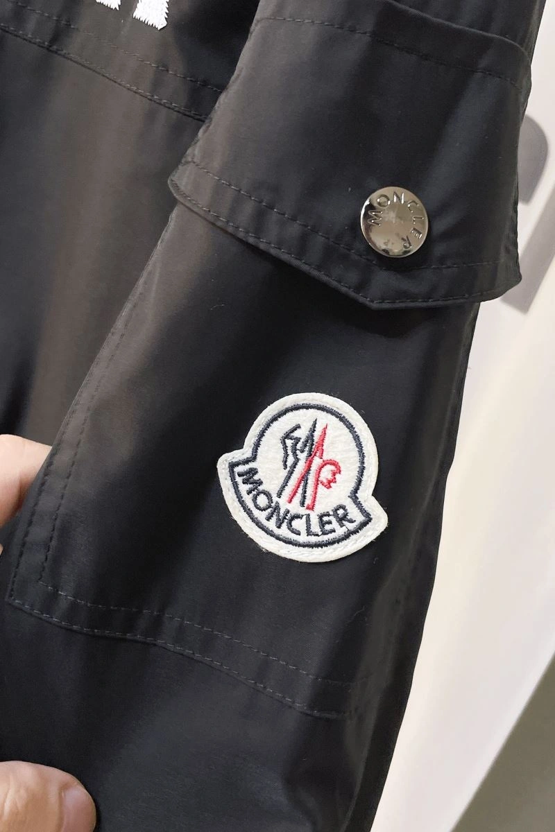 Moncler Outwear Affordable 143517