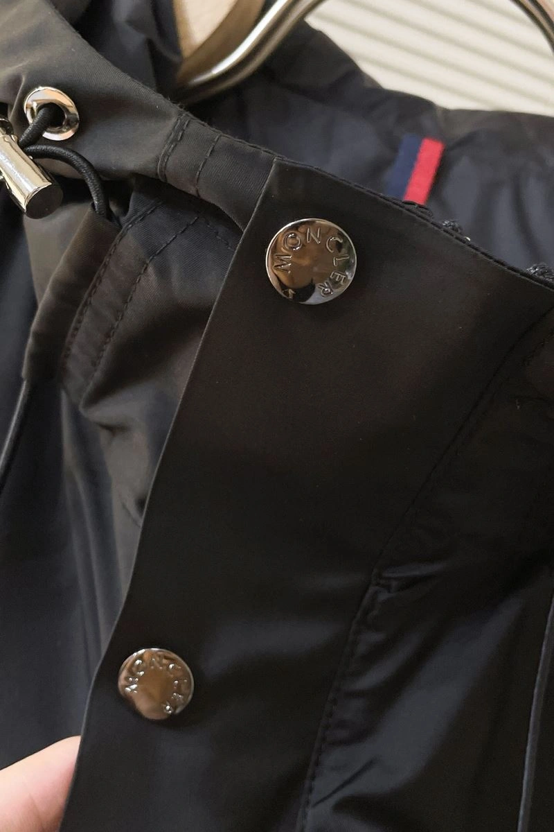 Moncler Outwear Affordable 143517