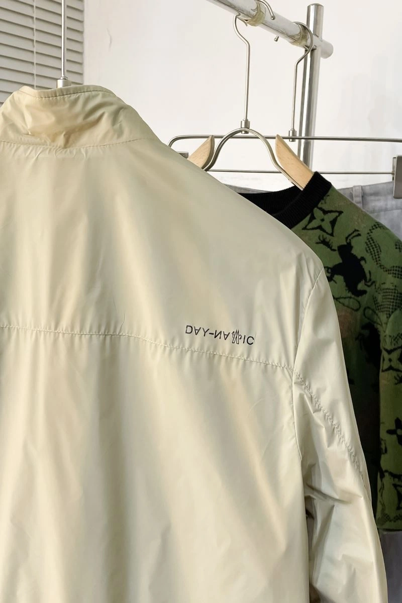 Moncler Outwear OnTrend 143508