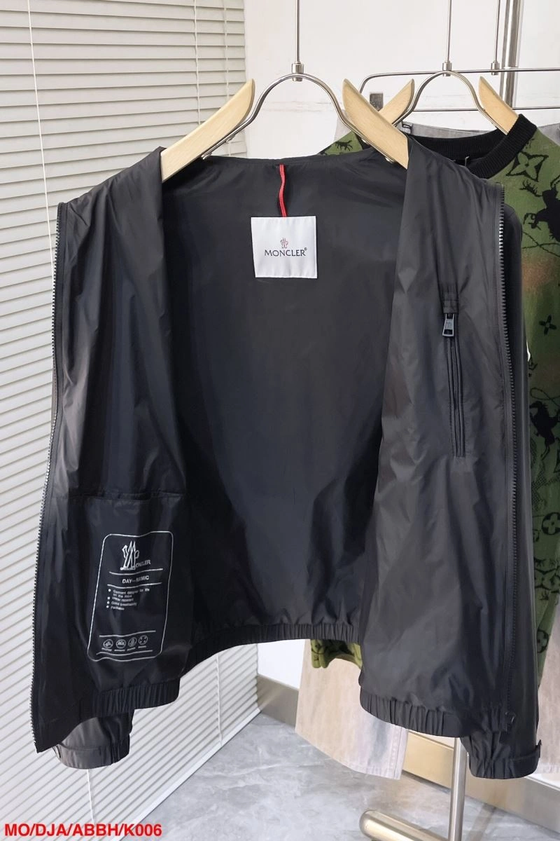 Moncler Outwear Colorful 143516