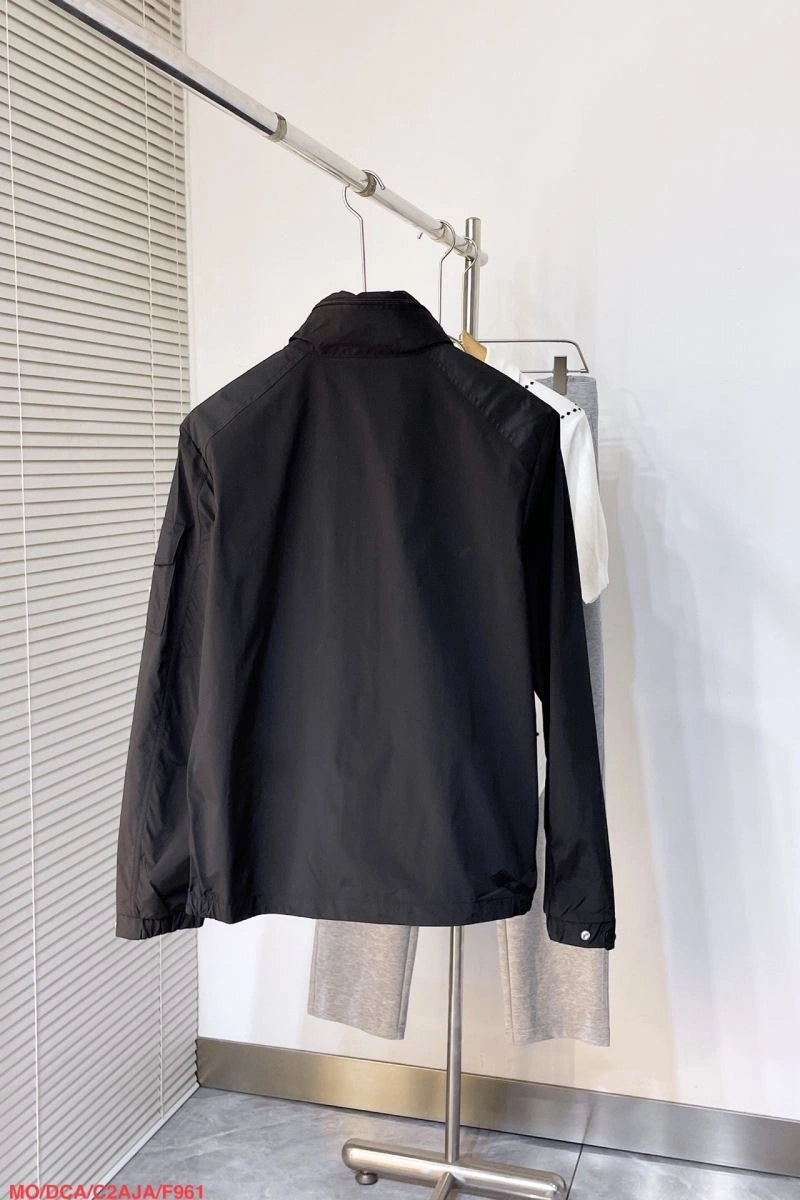 Moncler Outwear GoAnywhere 143513