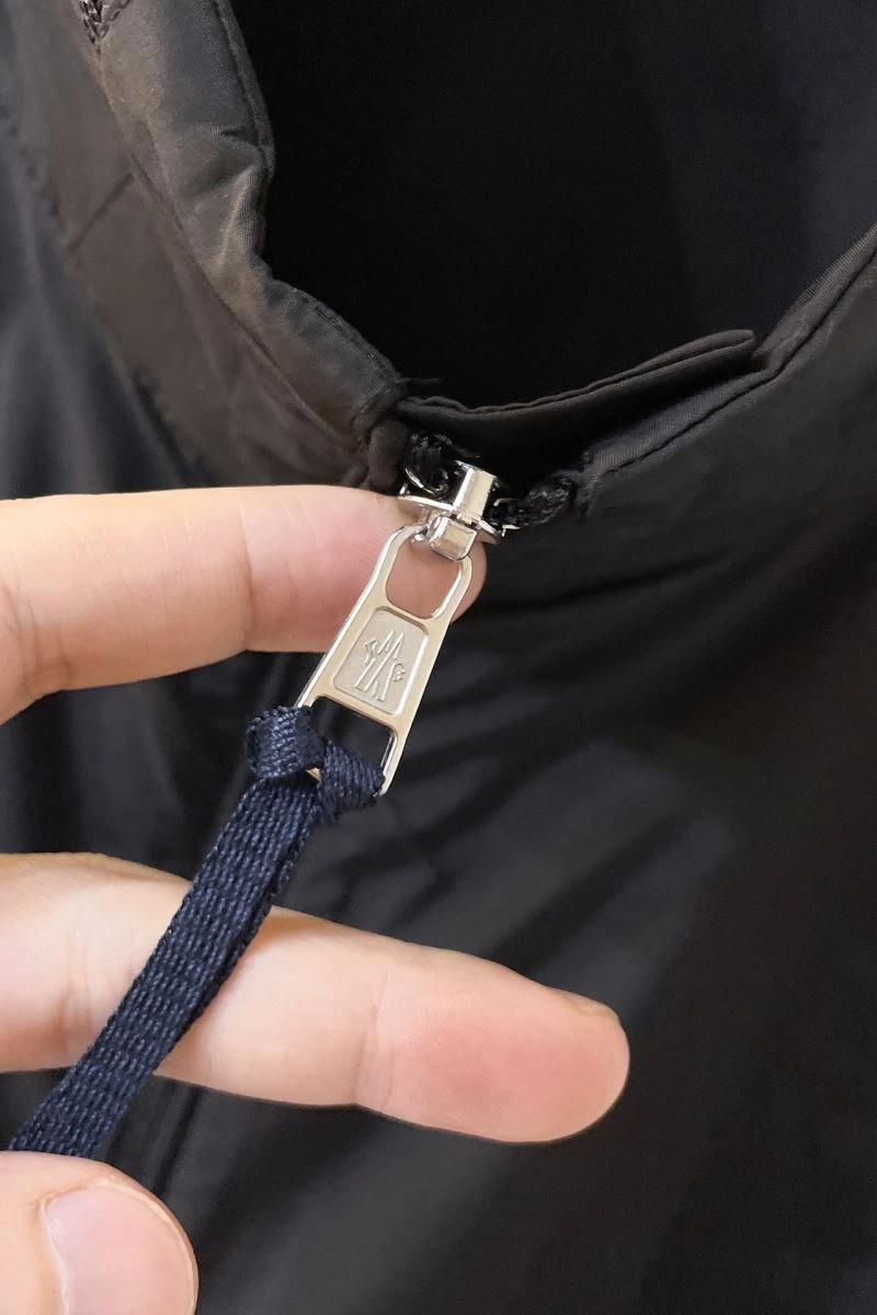 Moncler Outwear GoAnywhere 143513