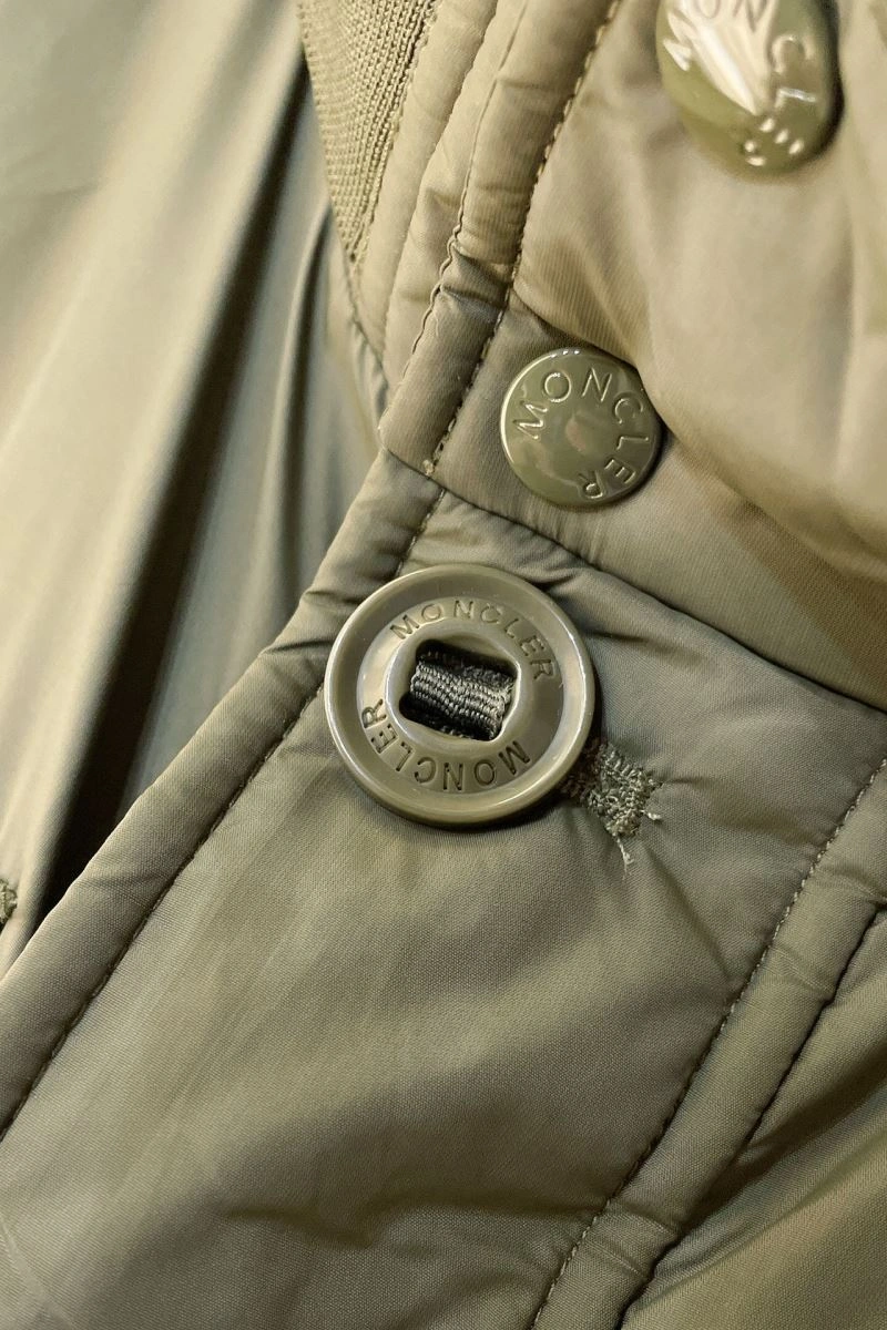 Moncler Outwear NewStyle 143495