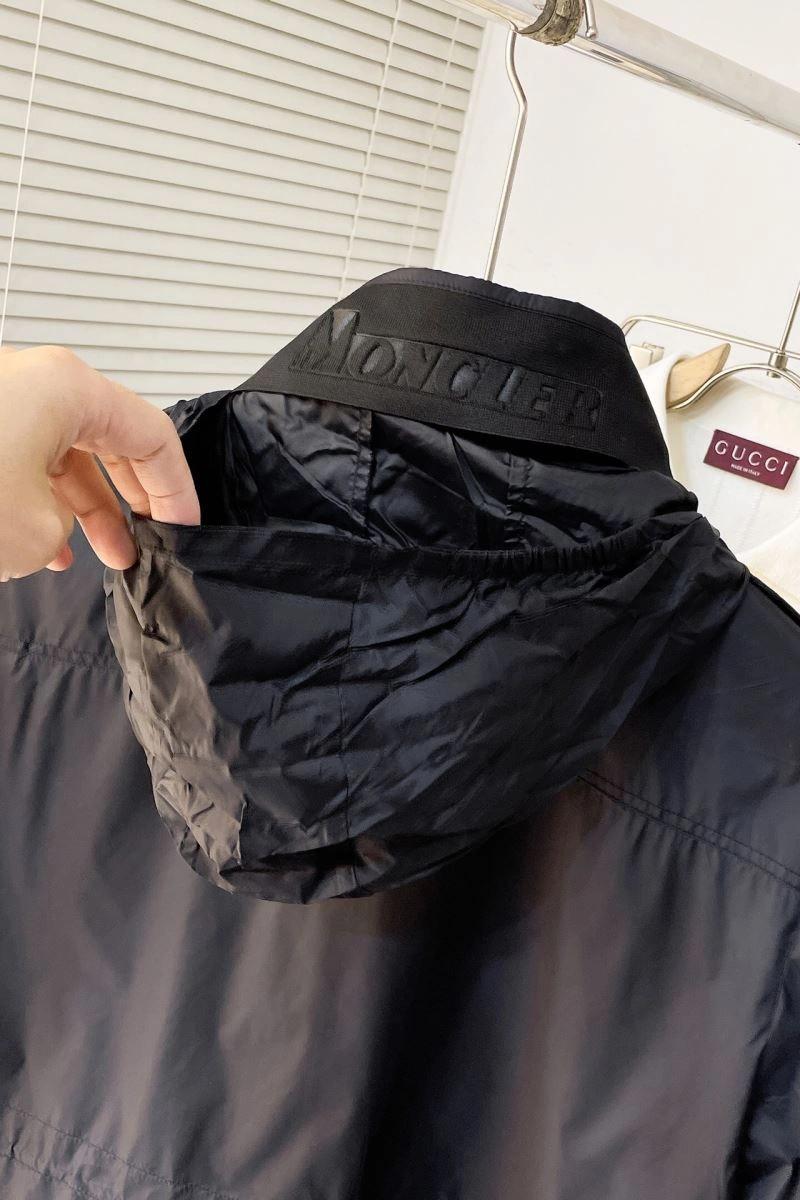Moncler Outwear ModernLook 143498