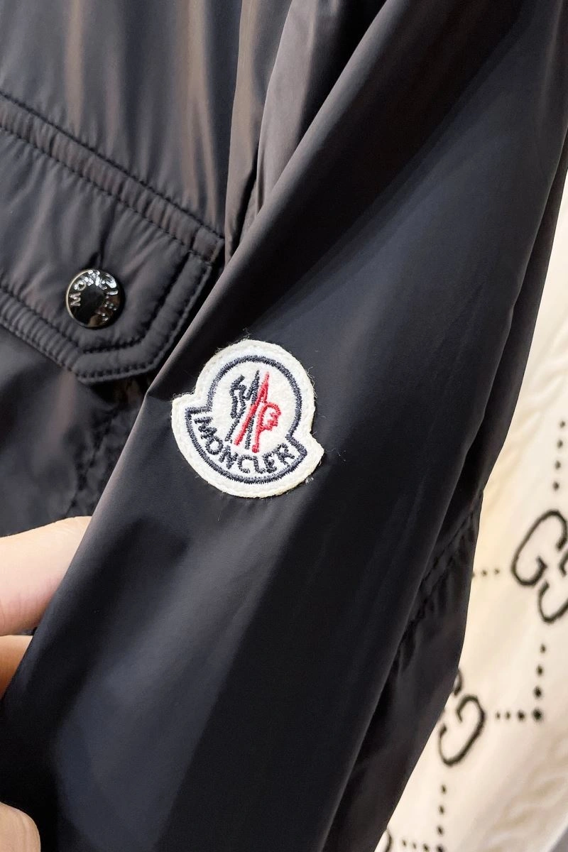 Moncler Outwear ModernLook 143498