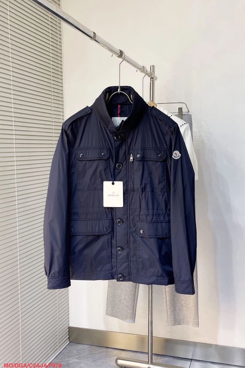 Moncler Outwear Trendsetting 143499