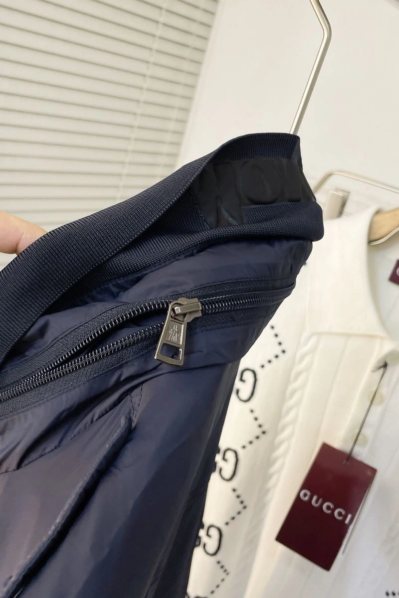 Moncler Outwear Trendsetting 143499