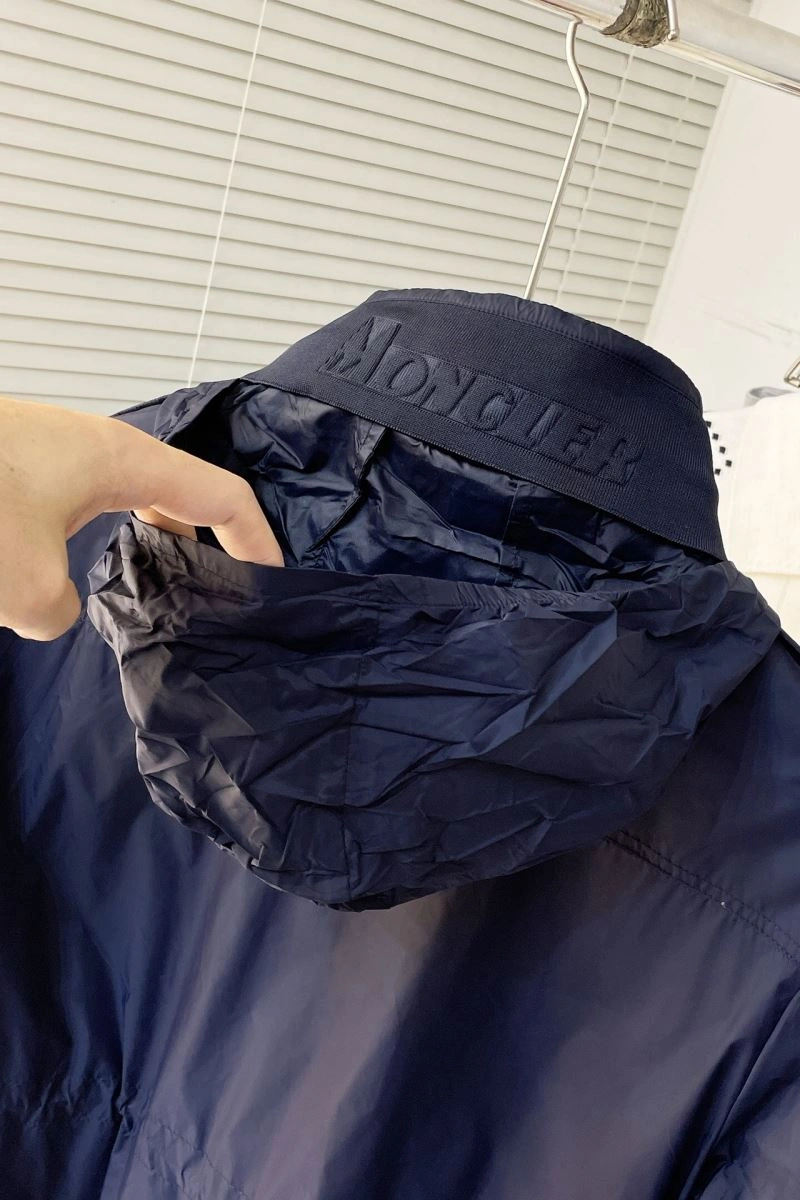 Moncler Outwear Trendsetting 143499