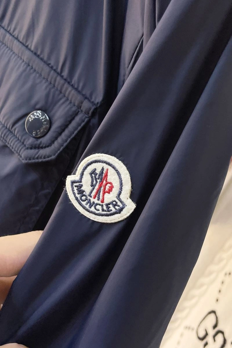 Moncler Outwear Trendsetting 143499