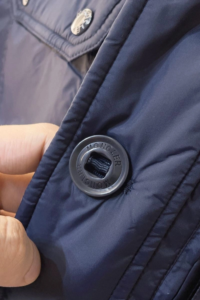 Moncler Outwear Trendsetting 143499
