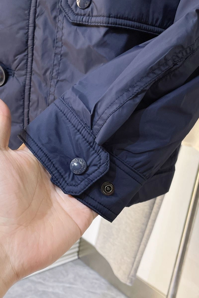 Moncler Outwear Trendsetting 143499