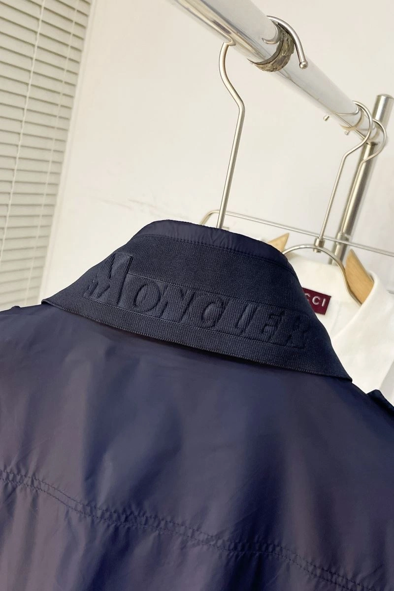 Moncler Outwear Trendsetting 143499