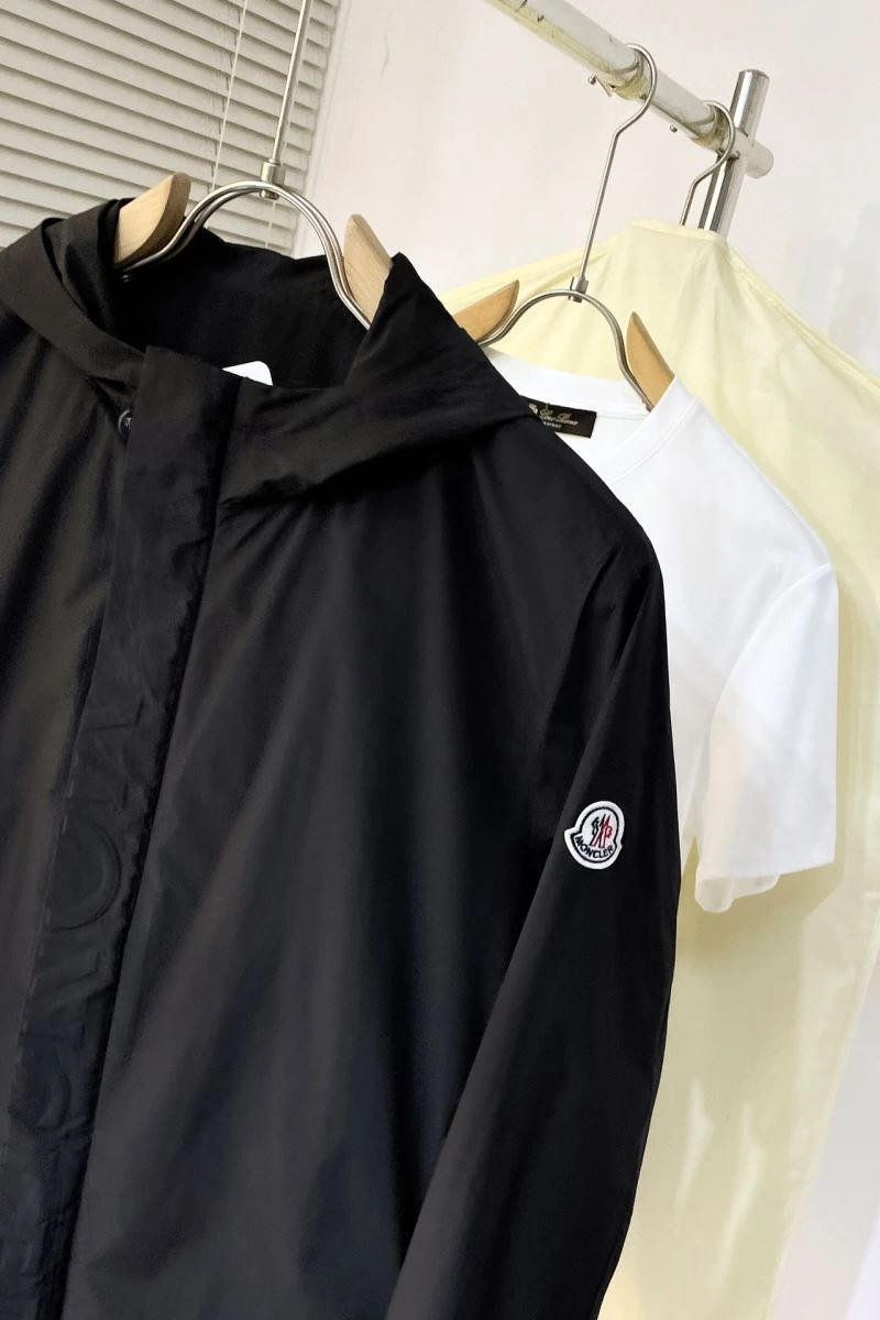 Moncler Outwear FashionForward 143494