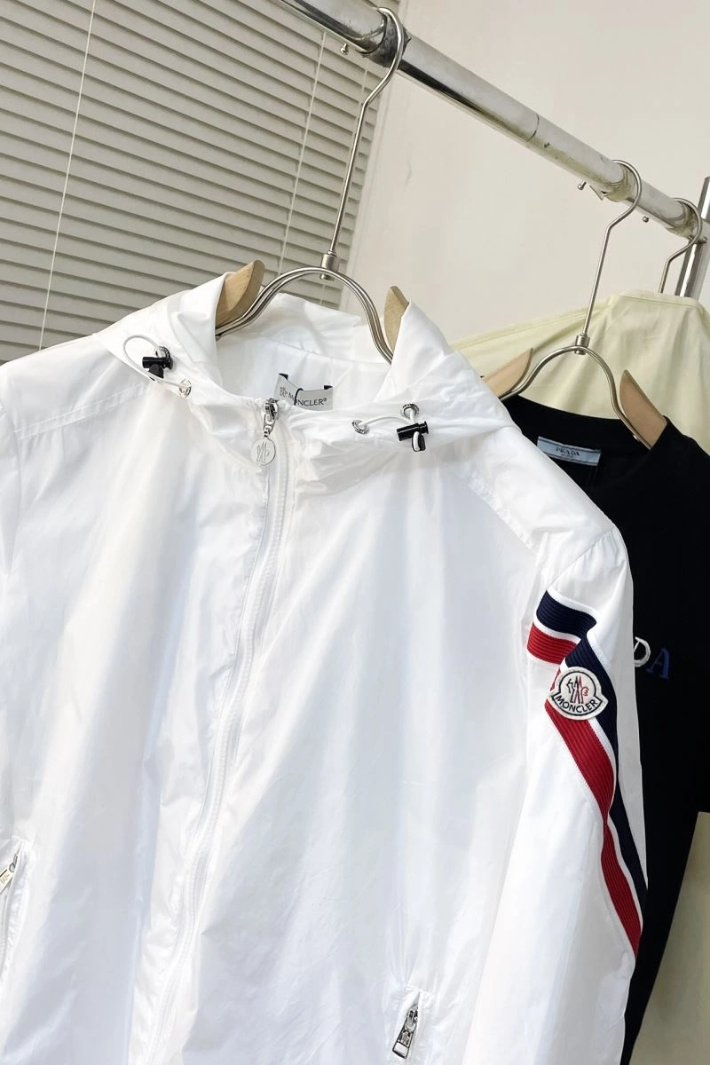 Moncler Outwear StreetReady 143502