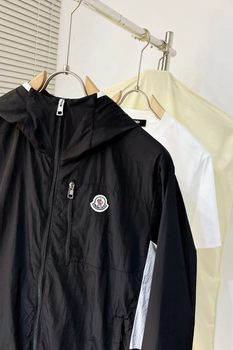 Moncler Outwear SmartChoice 143501