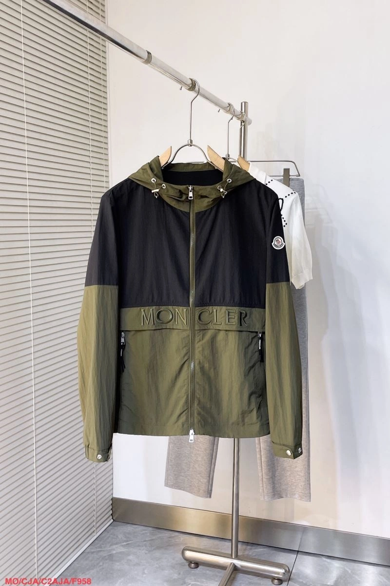 SmartChoice Moncler Outwear 143523