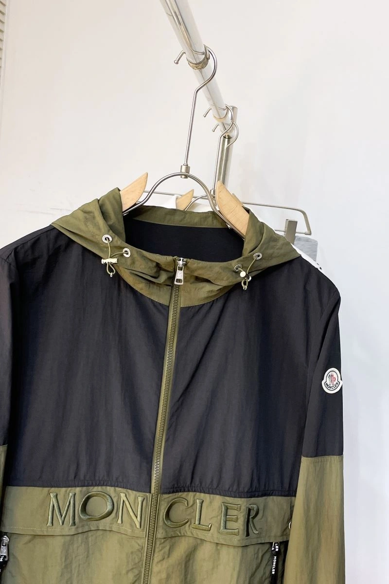 SmartChoice Moncler Outwear 143523
