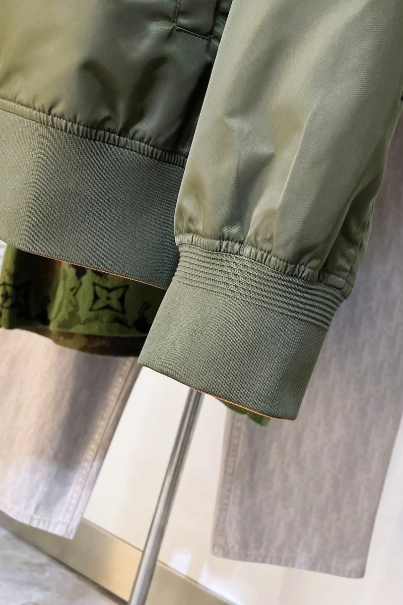 Moncler Outwear Affordable 143493