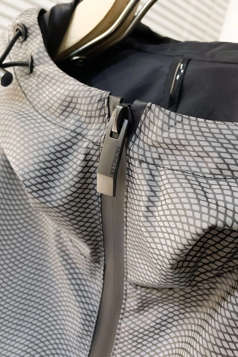 Moncler Outwear Durable 143491