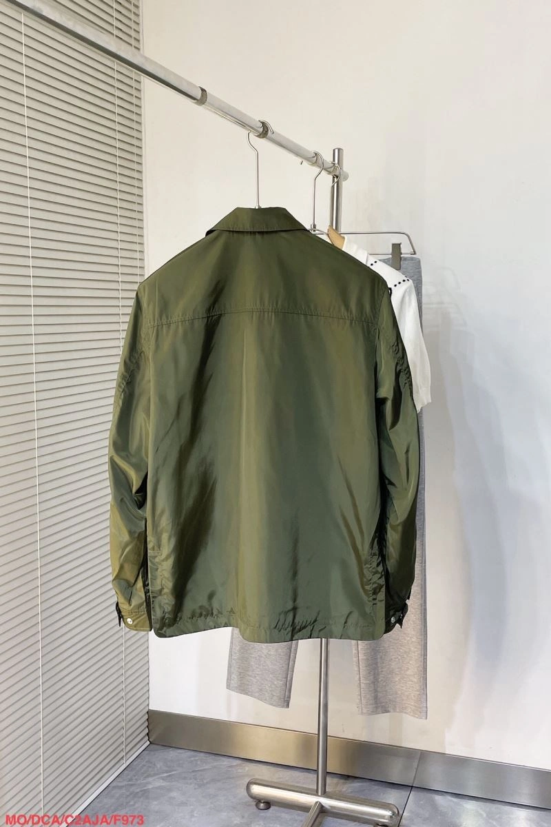 Compact Moncler Outwear 143486