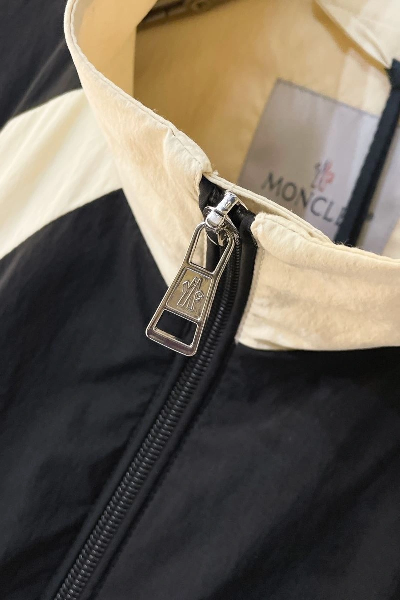 Moncler Outwear EyeCatching 143484
