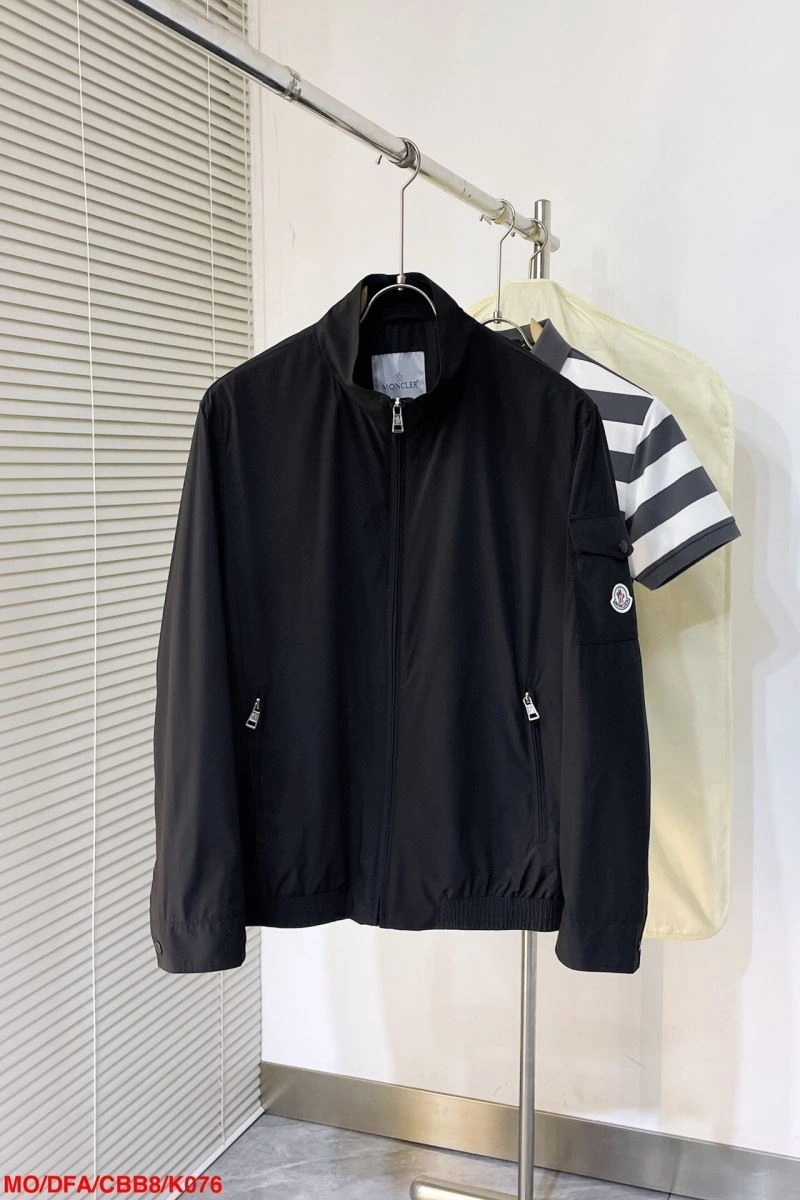 MultiPurpose Moncler Outwear 143482