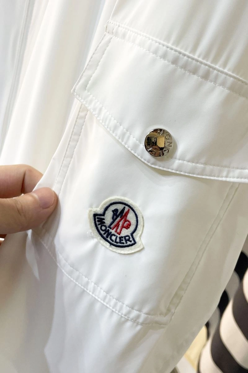 MultiPurpose Moncler Outwear 143482