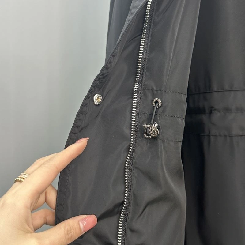Moncler Outwear Sporty 143481